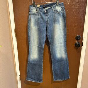 Levi’s 524 too super low bootcut jeans size 17 Medium Juniors - New